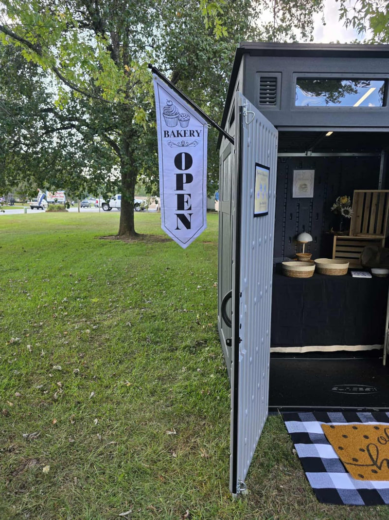 Easy Way to Say “We’re Open”